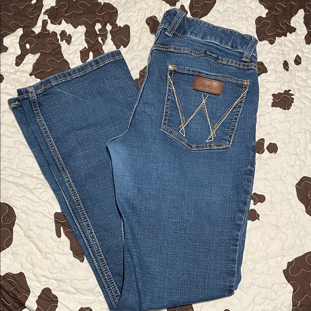 Wrangler Women's Classic Blue Straight Leg Jeans